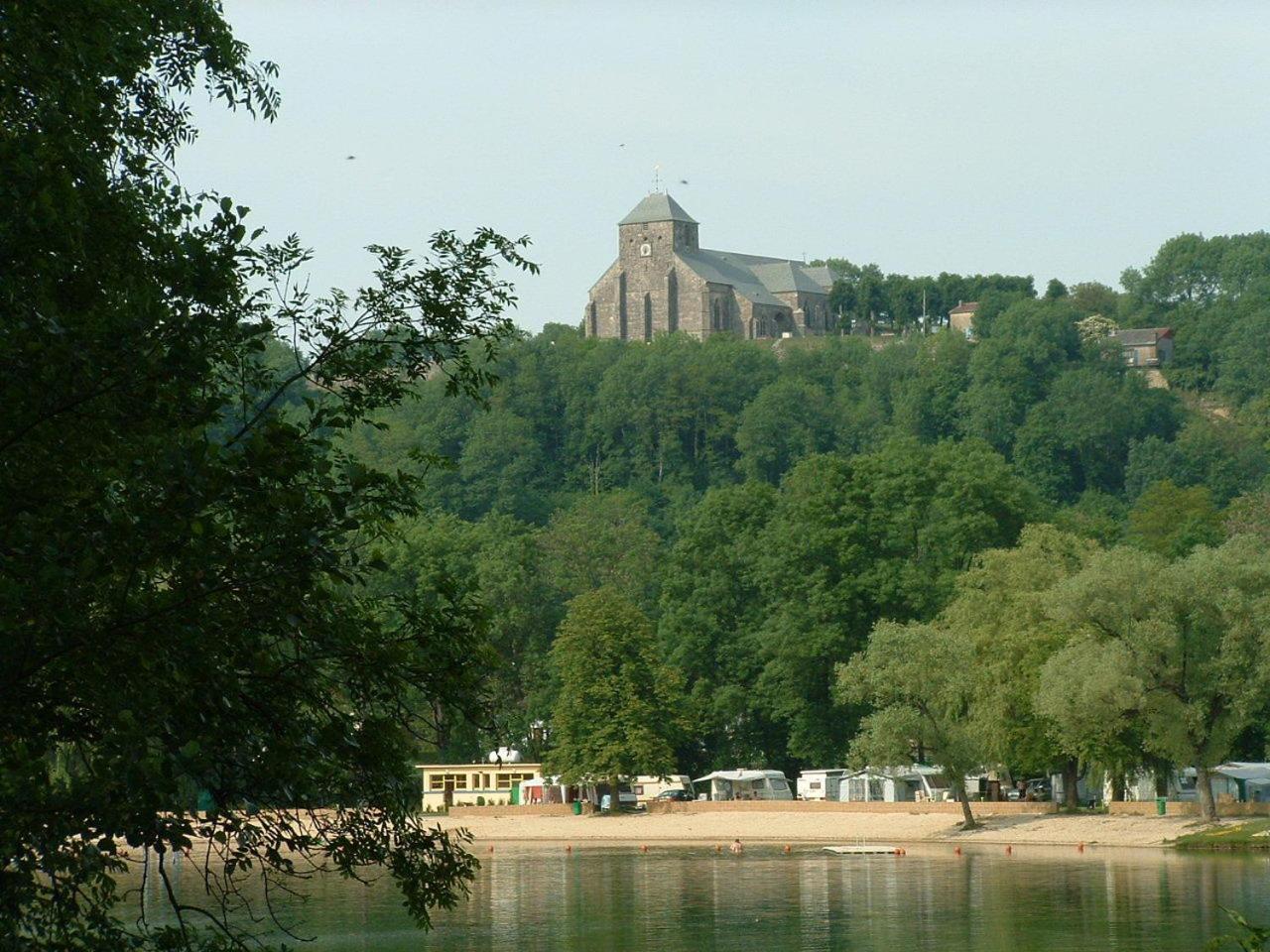 Chambres D'Hotes Notre Paradis Dun-sur-Meuse Esterno foto