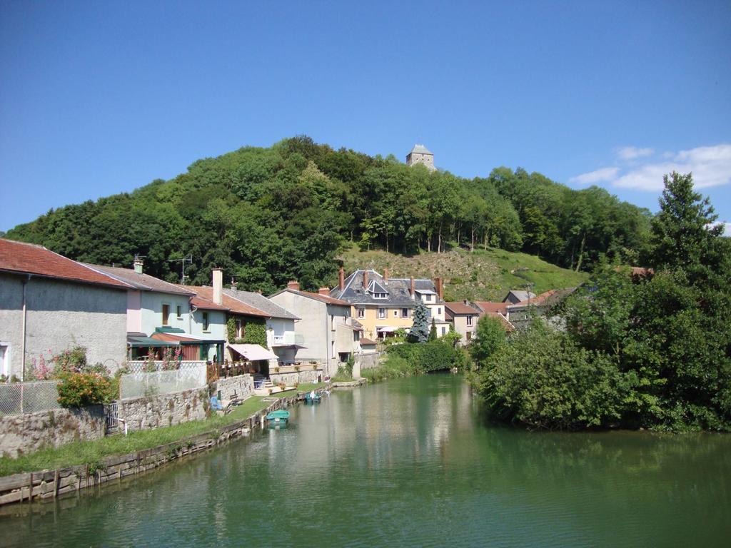 Chambres D'Hotes Notre Paradis Dun-sur-Meuse Esterno foto